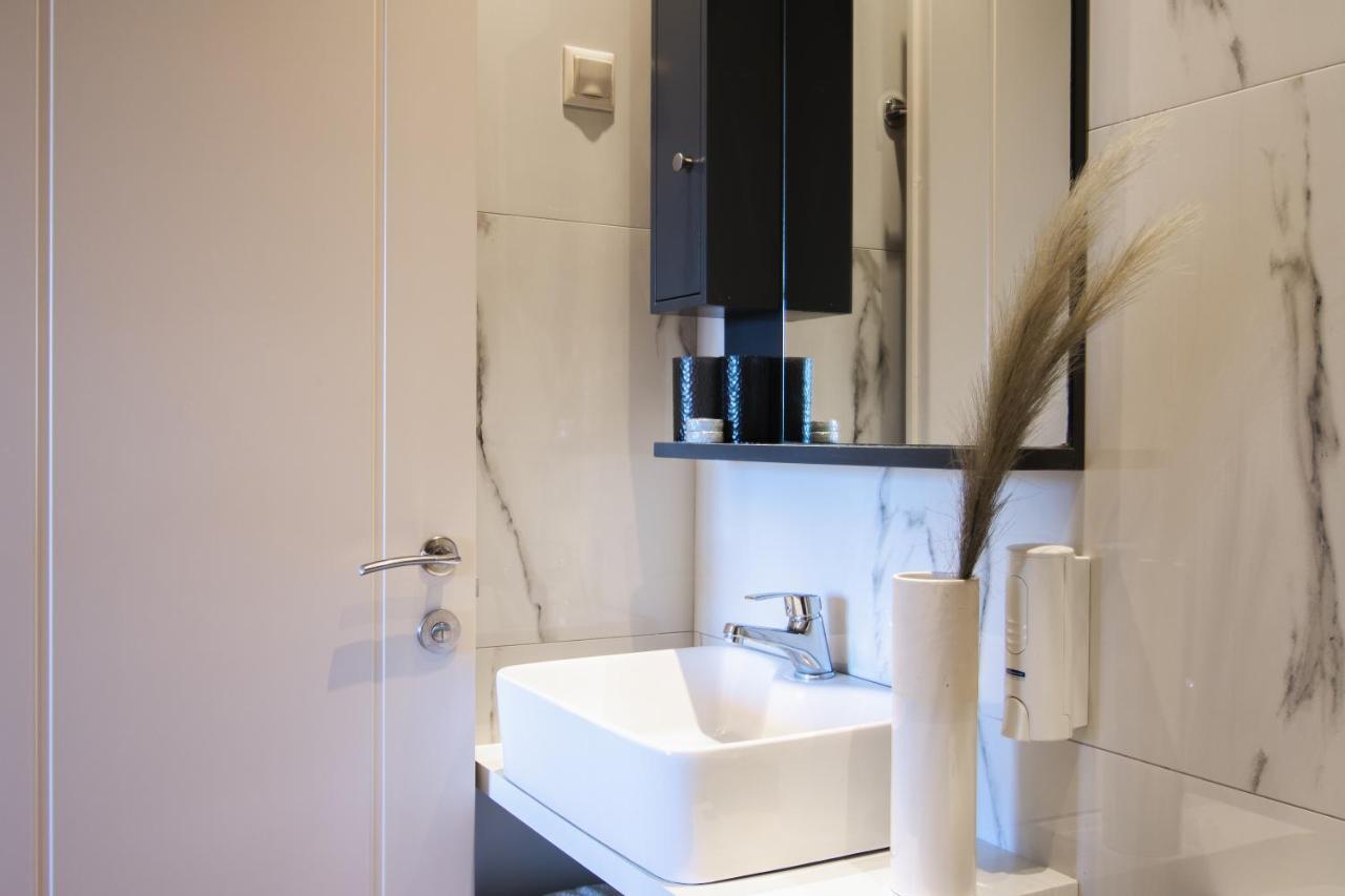 Aris Apartments Paleokastritsa Ngoại thất bức ảnh