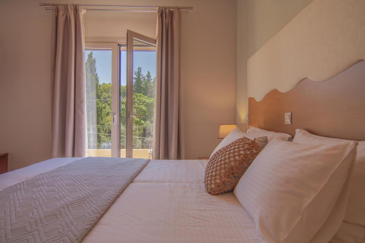 Aris Apartments Paleokastritsa Ngoại thất bức ảnh